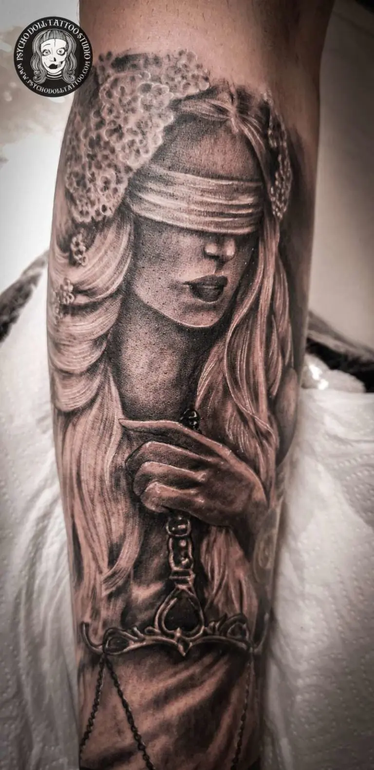 Alchemy Tattoo Collective on Twitter This one really inspires me  Repost from chelseatattoo  One more session to finish up this  black lady justice ladyjustice justice ladyjusticetattoo  blackwomen beautifulblackwomen 