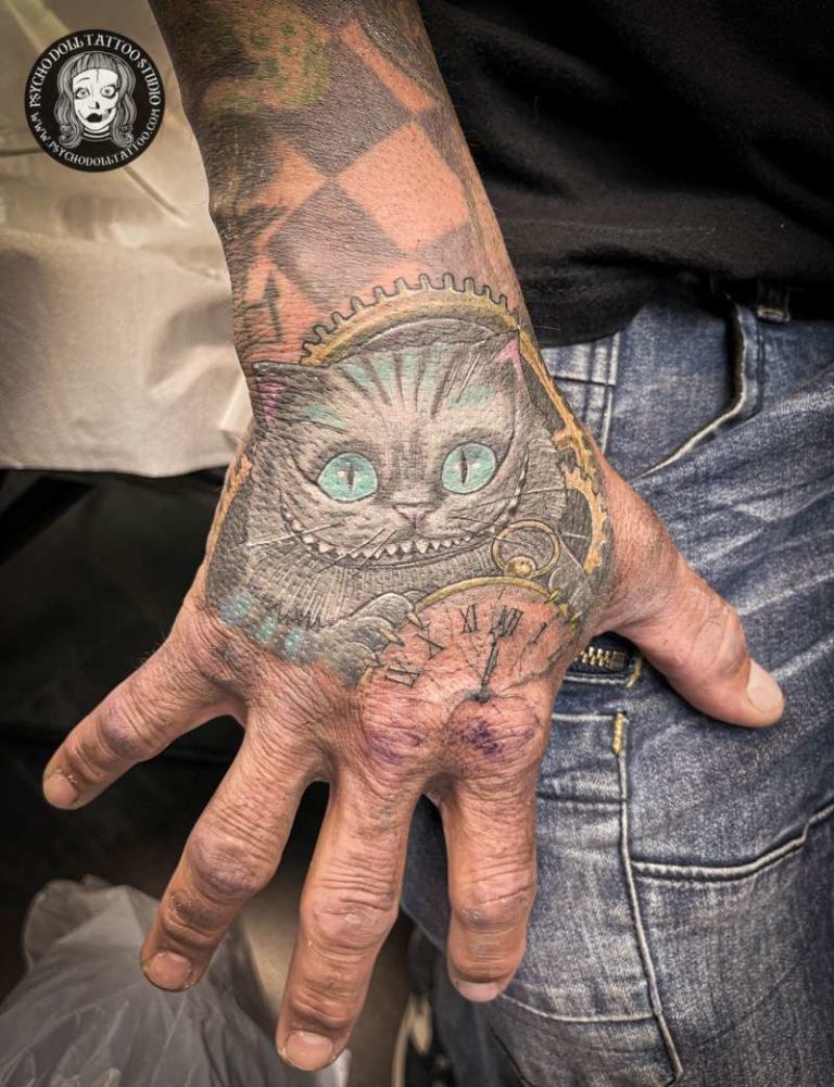 tatuaje gato de cheshire
