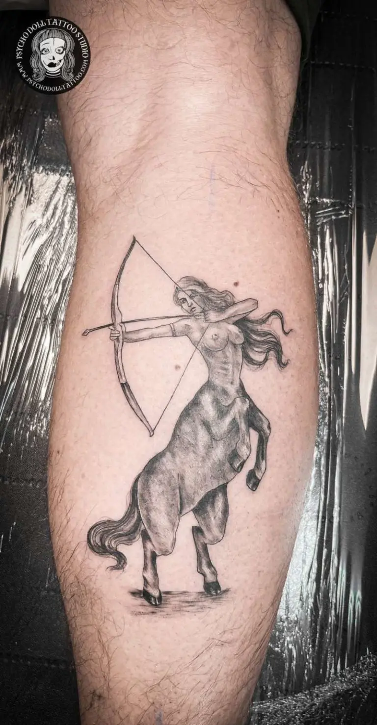 tatuaggio del centauro della mitologia