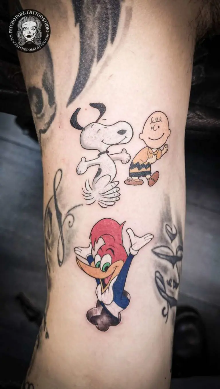 crazy bird snoopy charlie brown tetovaža