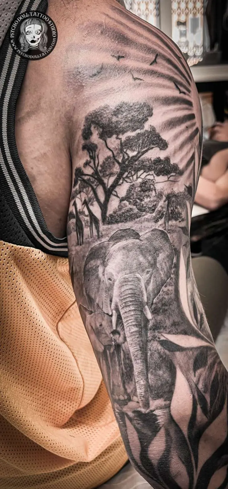 norsu tatuointi maisema tausta