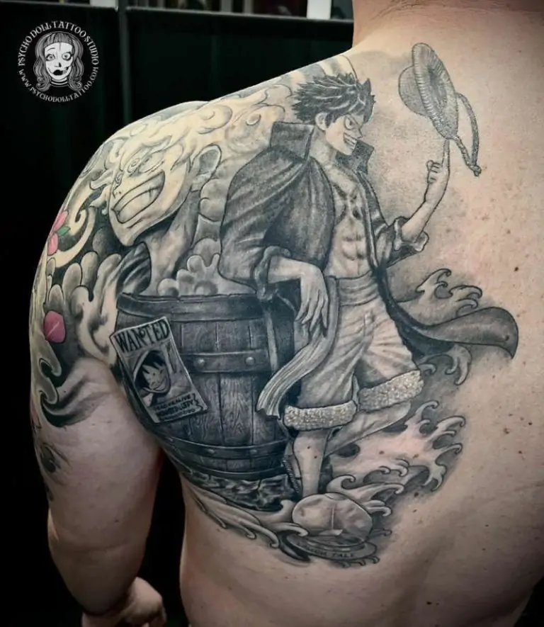 Tetovaža One Piece, Naruto i Dragon Ball u jednom dizajnu