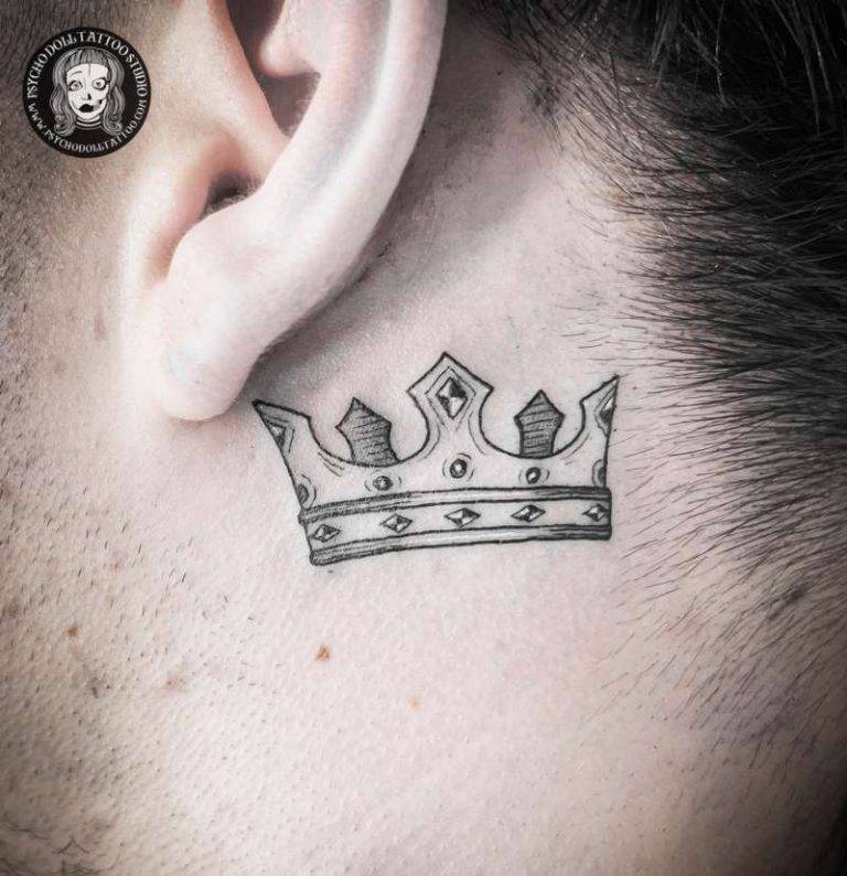 crown tattoo